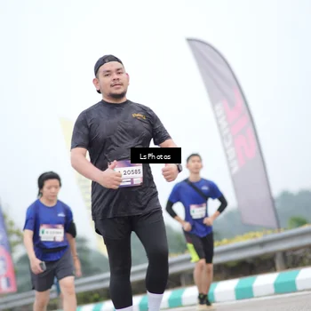 Runner Photo 7388480