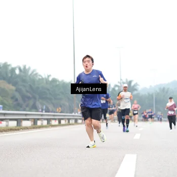 Runner Photo 7388500