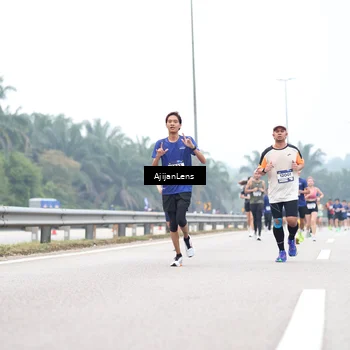 Runner Photo 7388542