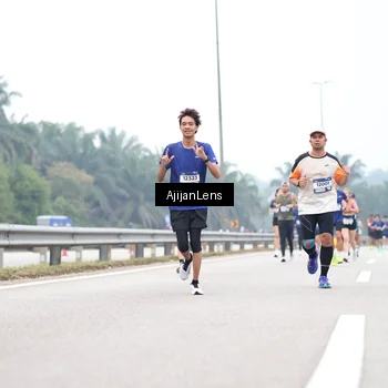 Runner Photo 7388545
