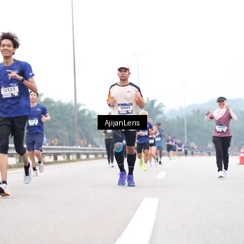 Runner Photo 7388598
