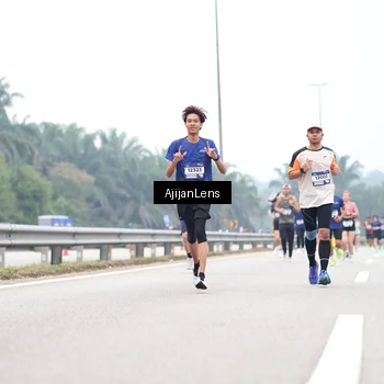 Runner Photo 7388647