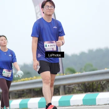 Runner Photo 7388671