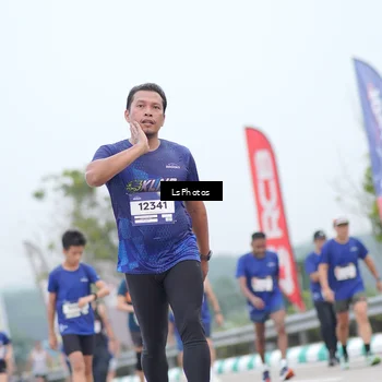 Runner Photo 7388686
