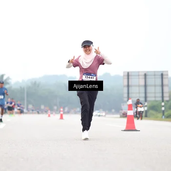 Runner Photo 7388699