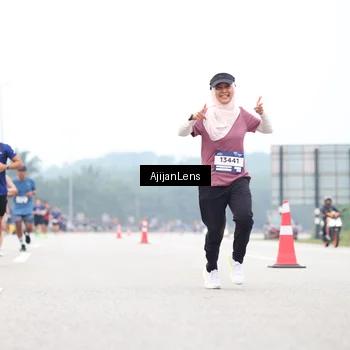 Runner Photo 7388718