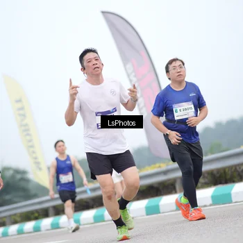 Runner Photo 7388734