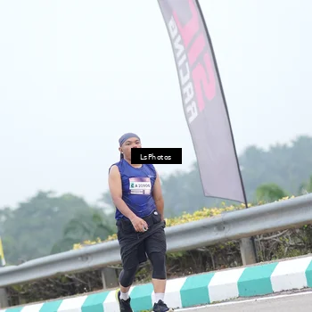 Runner Photo 7388745