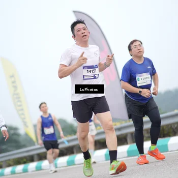 Runner Photo 7388747