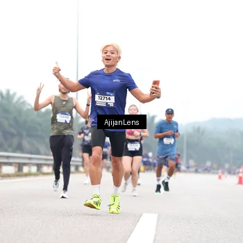 Runner Photo 7388766