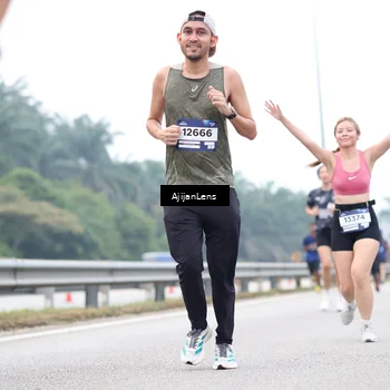 Runner Photo 7388785
