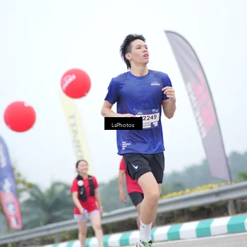 Runner Photo 7388801