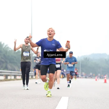 Runner Photo 7388828