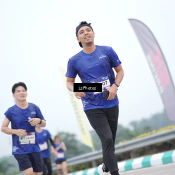 Runner Photo 7388840