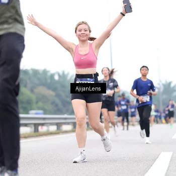 Runner Photo 7388842