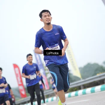 Runner Photo 7388848