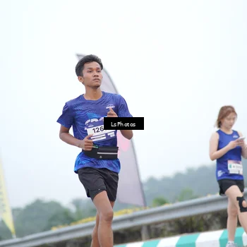 Runner Photo 7388863