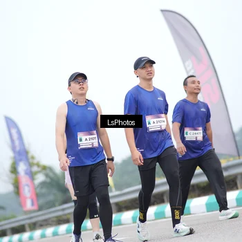 Runner Photo 7388908