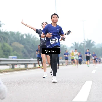 Runner Photo 7388918