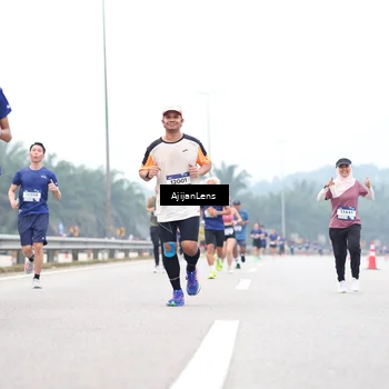 Runner Photo 7388944