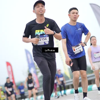 Runner Photo 7388981