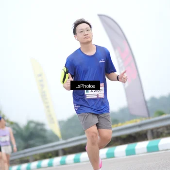 Runner Photo 7388994