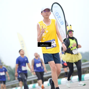 Runner Photo 7389021