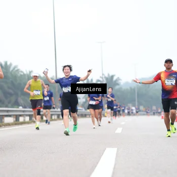 Runner Photo 7389043