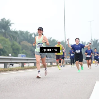 Runner Photo 7389050