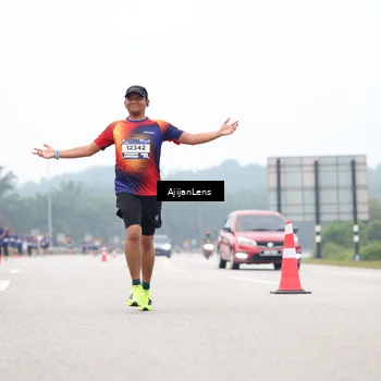Runner Photo 7389070