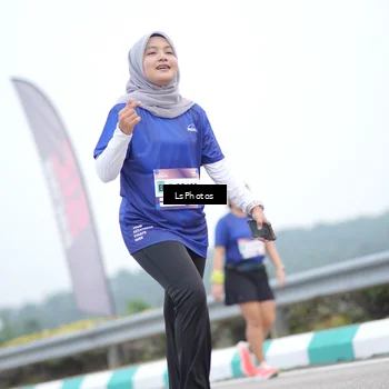 Runner Photo 7389076