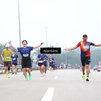 Runner Photo 7389085