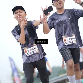 Runner Photo 7389095