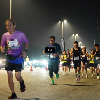 Runner Photo 7389100