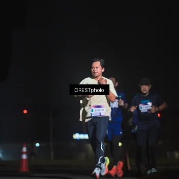 Runner Photo 7389119
