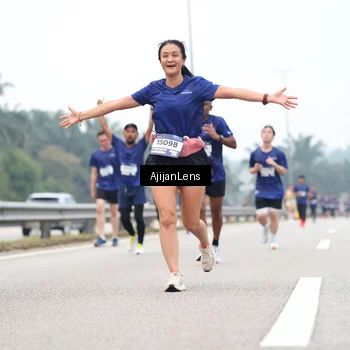 Runner Photo 7389160