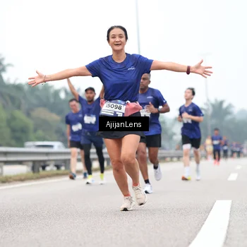 Runner Photo 7389179