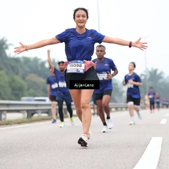 Runner Photo 7389192