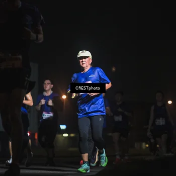Runner Photo 7389195