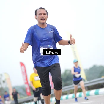 Runner Photo 7389263
