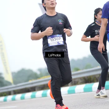Runner Photo 7389289