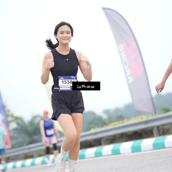 Runner Photo 7389310