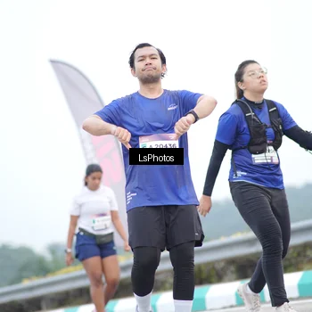 Runner Photo 7389324
