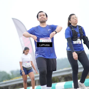 Runner Photo 7389383