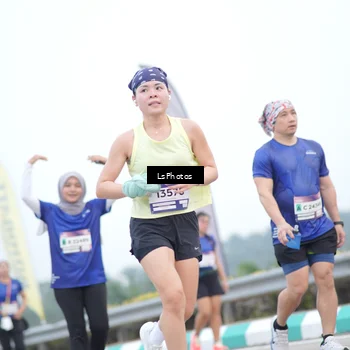Runner Photo 7389390