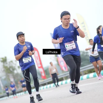 Runner Photo 7389403