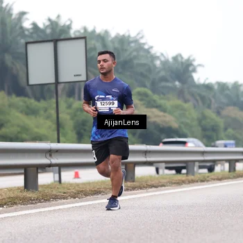 Runner Photo 7389419