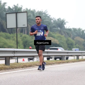 Runner Photo 7389444