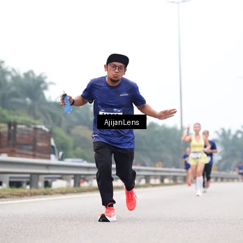 Runner Photo 7389450