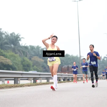 Runner Photo 7389491